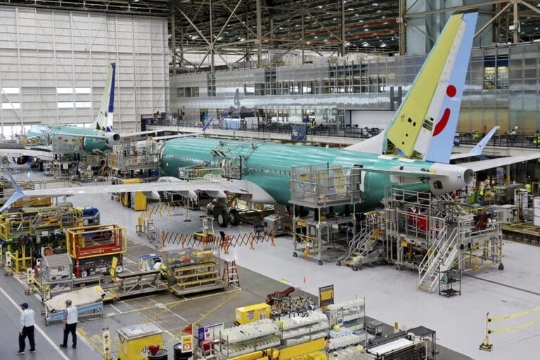 boeing-names-new-ceo-as-it-posts-more-than-us$1.4b-loss-in-2nd-quarter