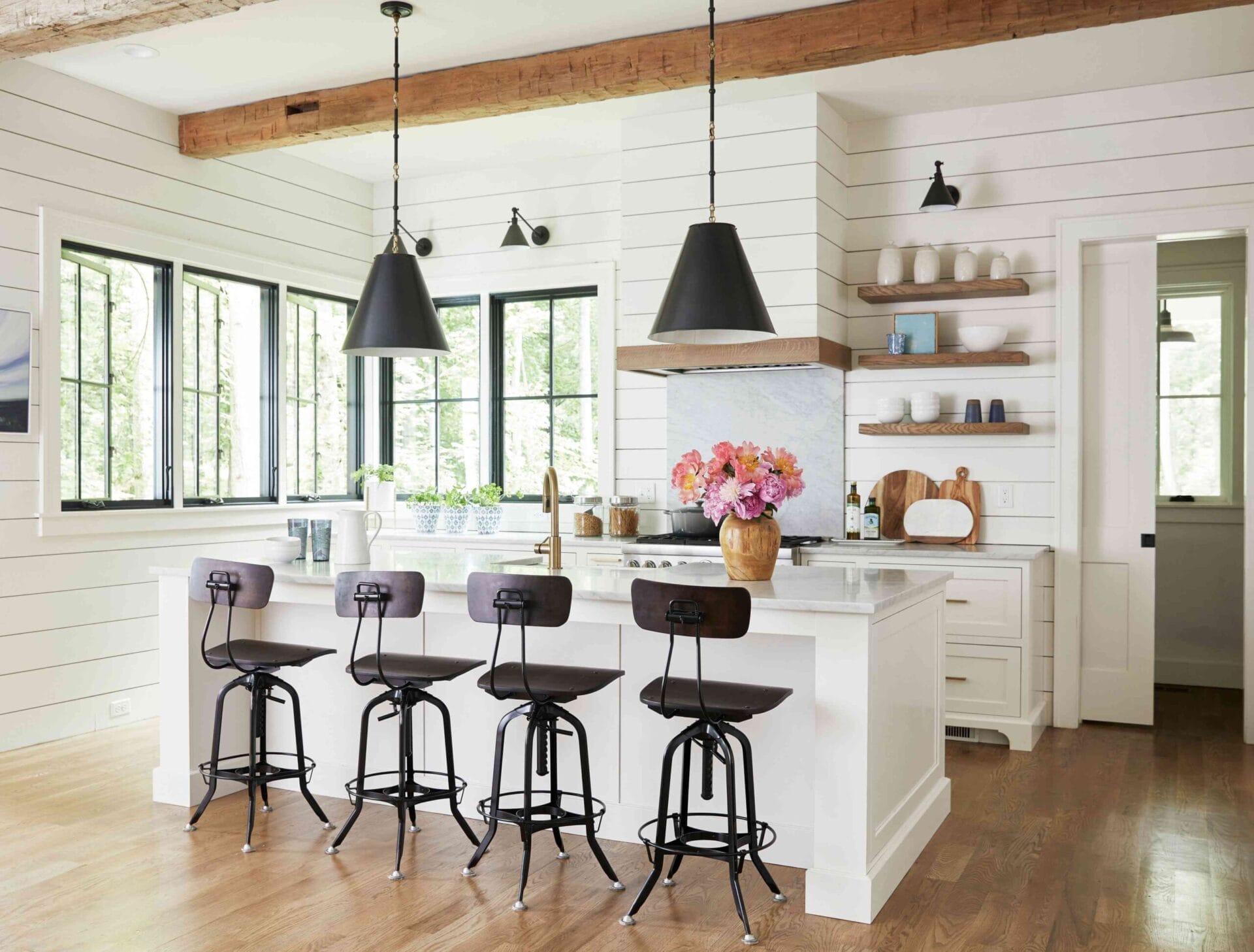 5-kitchen-lighting-mistakes-to-avoid-for-a-functional-workspace