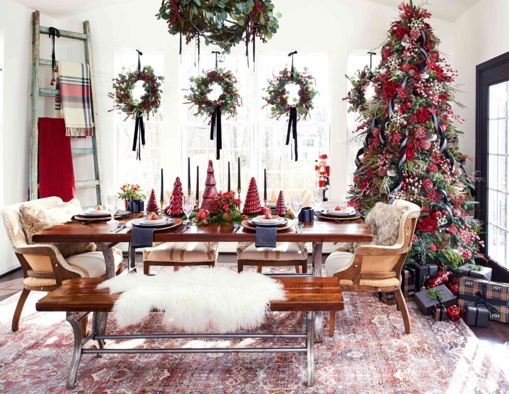 become-the-ultimate-holidays-host-with-these-3-tips-from-an-event-planner