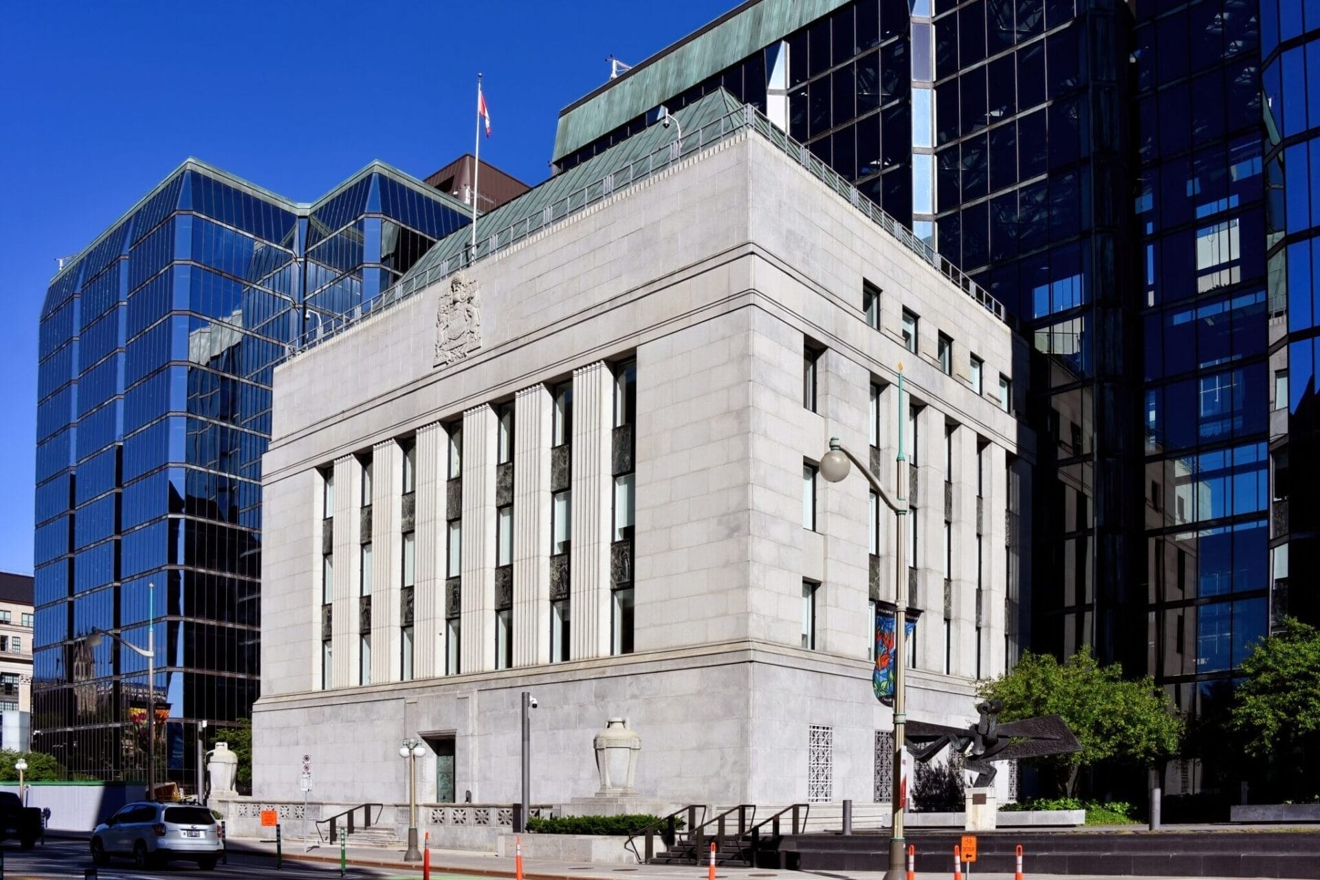 bank-of-canada-lowers-rate-to-2.75%-in-second-cut-of-the-year