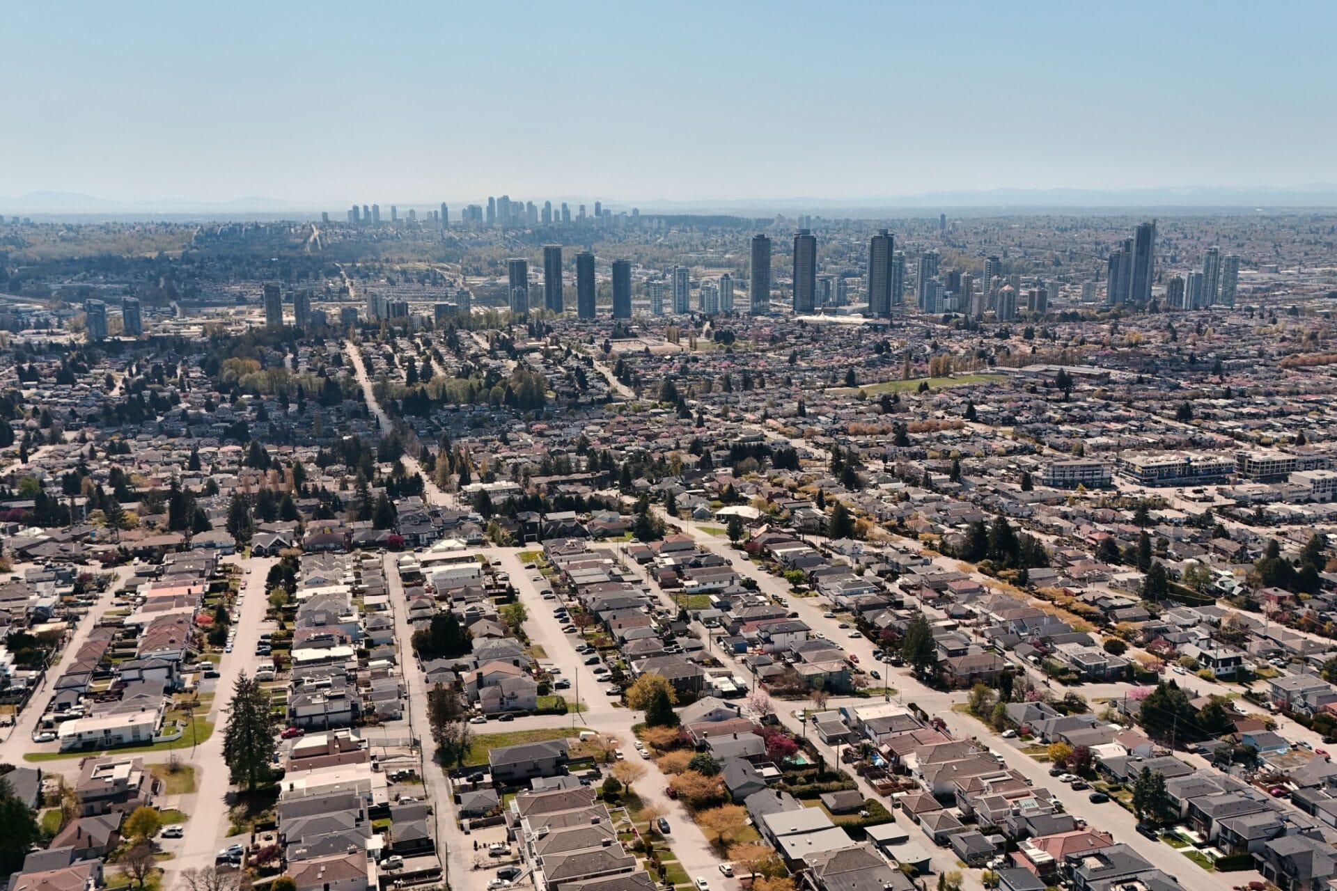 spring-slowdown-for-metro-vancouver-home-sales-drags-on-despite-‘abundant’-listings