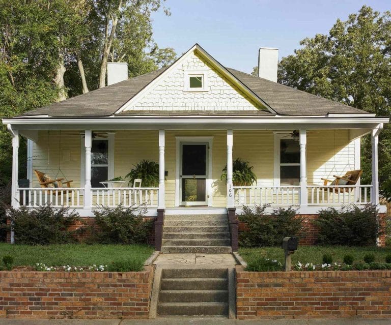 5-mistakes-homeowners-make-that-could-cost-thousands,-according-to-zillow